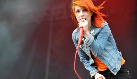 Paramore сыграли «Someday» The Strokes