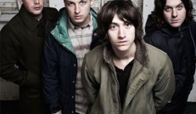 Arctic Monkeys представили новую песню и клип