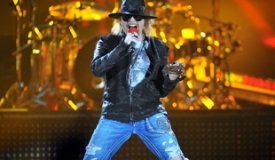 Фаны Guns N’ Roses покинули концерт группы после 3х часовой задержки