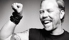На концерте Metallica мужчина отлил на ребенка