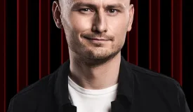 Женя Синяков
