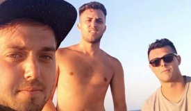 Британские рейверы поплыли на вечеринку, а оказались в Сирии