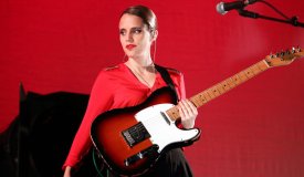 Anna Calvi