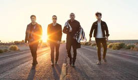 Fall Out Boy сделали ремикс на «Uma Thurman» вместе с Уизом Халифа
