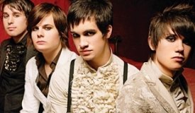 Panic! At The Disco победили в опросе за лучшее видео 2000-х