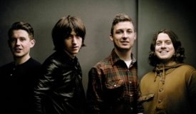 Arctic Monkeys представили клип на новую песню R U Mine?