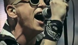Панк-рок группы «Тараканы!» представила новое видео на песню «Я смотрю на них»