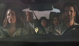В рекламе нового автомобиля Honda семья поет песню Weezer «Buddy Holly»