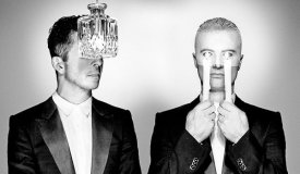 Британский синти-поп дуэт Monarchy выступит в «тоннах»