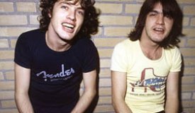 Появилась песня, записанная братьями Янгами из AC/DC в 1973 году