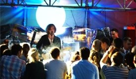 Презентация дебютного альбома группы Pompeya «Tropical» в клубе «Лебединое озеро» / 28.05.2011