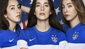 Сестры Haim представили форму сборной США по футболу