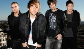 All Time Low исполнили песню Time Bomb в акустике