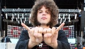 Фронтмен Wolfmother провел ночь в тюрьме