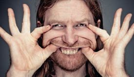 Новый мини-альбом Aphex Twin появился в сети раньше официального релиза