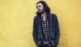 Кто дальше летает и больше выступает?