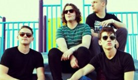 Arctic Monkeys сняли клип на песню Snap Out Of It